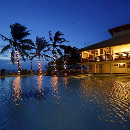 Catamaran Beach Hotel Negombo Zewnętrze zdjęcie