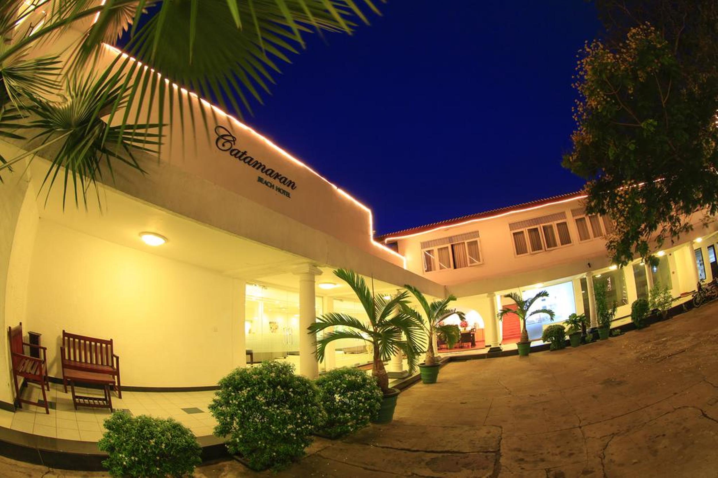 Catamaran Beach Hotel Negombo Zewnętrze zdjęcie