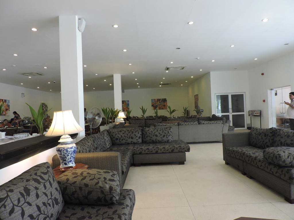 Catamaran Beach Hotel Negombo Zewnętrze zdjęcie