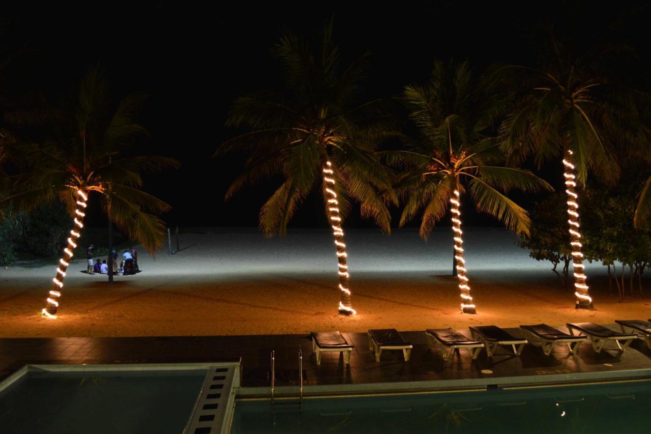 Catamaran Beach Hotel Negombo Zewnętrze zdjęcie